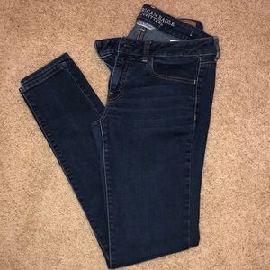 Dark wash American Eagle Jeggings size 6 long